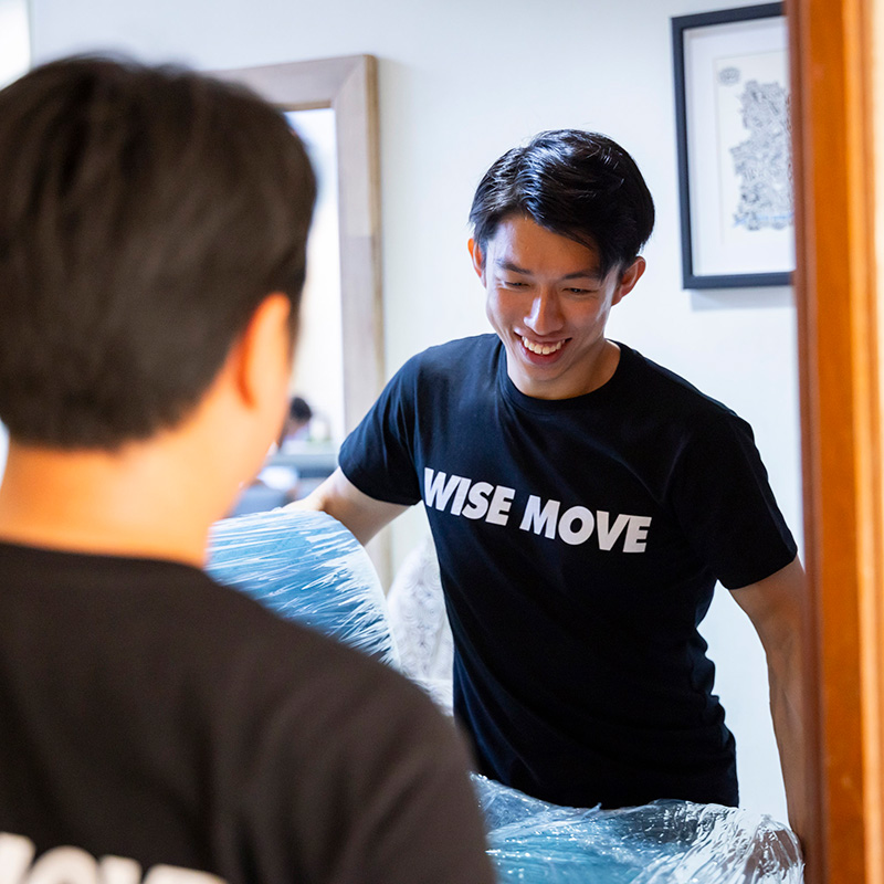 Meet and greet movers in Singapore