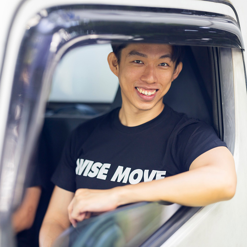Booking movers in Singapore