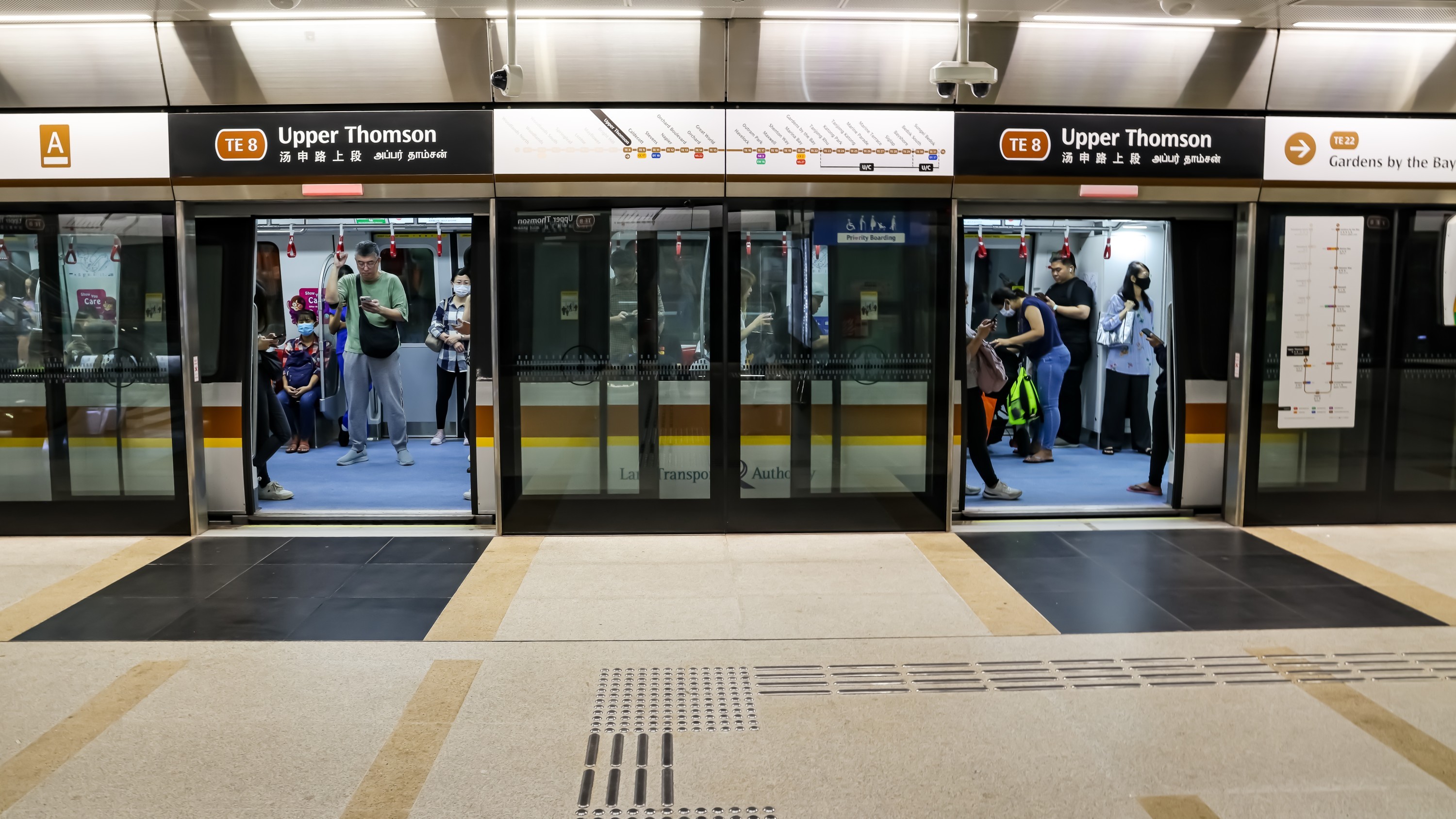 Exploring Singapore’s Public Transport System: A Beginner’s Guide