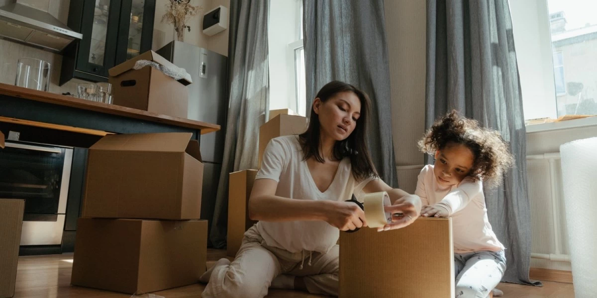 Home Moving Tips for Single Parents