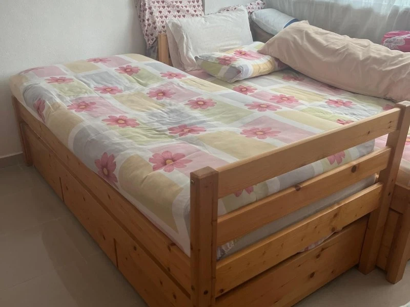 Queen size storage bed frame, Single bed with pull out frame with 2 ma...