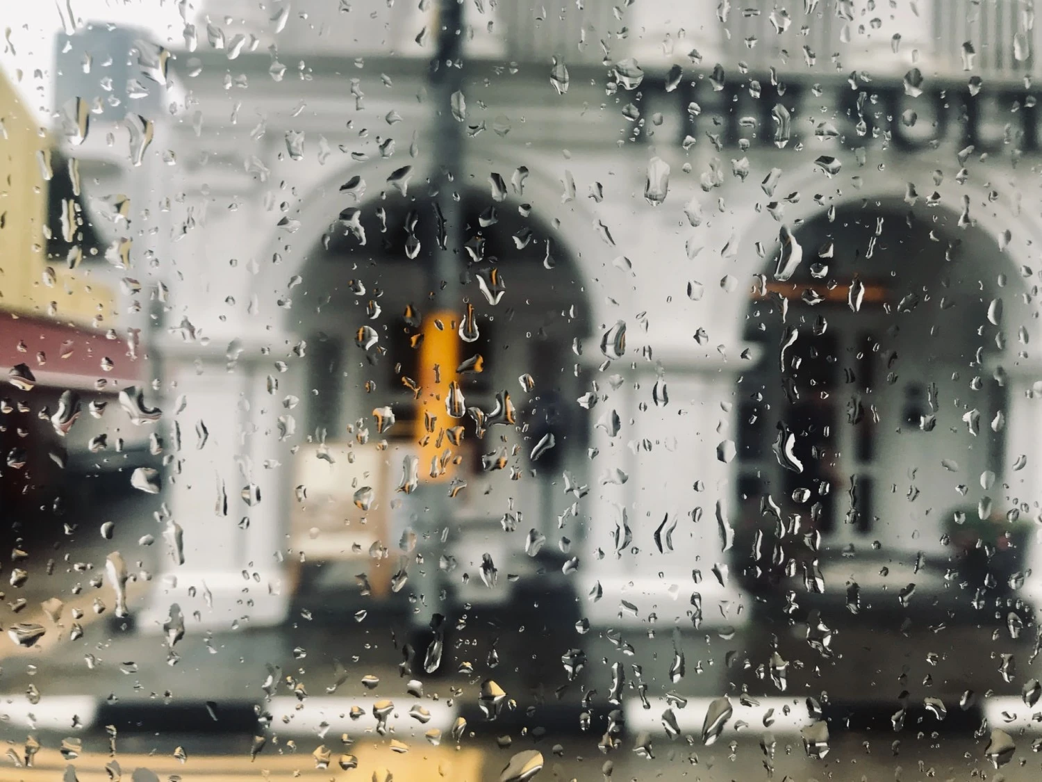 Tips for Moving on a Rainy Day