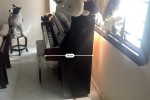 Upright piano
