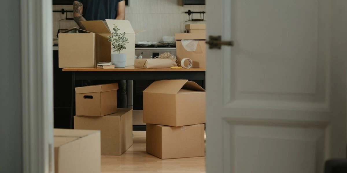8 Items You Should Toss Before Moving