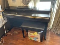 Yamaha YDP 164 piano