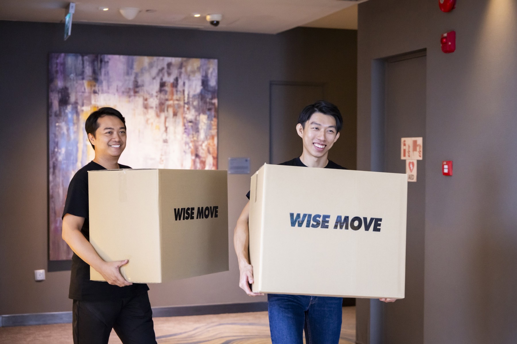 Reliable moving team to help you get started in Singapore