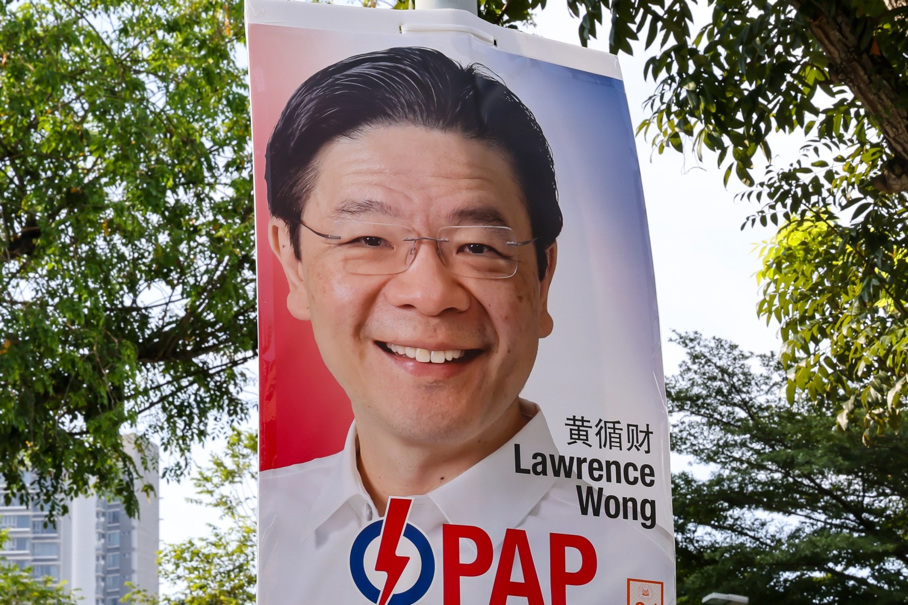 Campaiging for general elections Singapore